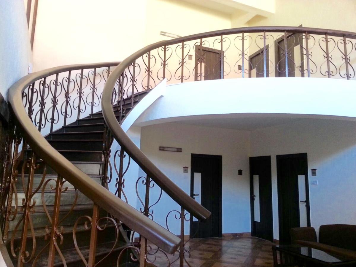 Adamo The Resort Matheran Esterno foto