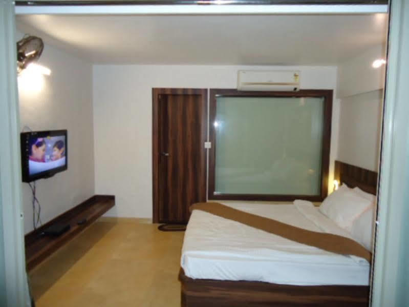 Adamo The Resort Matheran Esterno foto